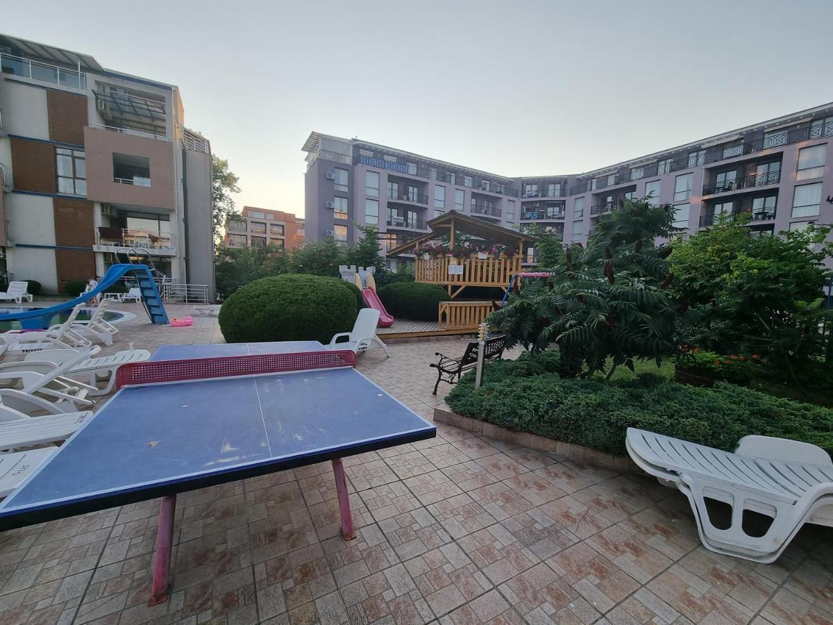 Studio Apartment With Balcony 300M From Beach Slantschew brjag Exterior foto