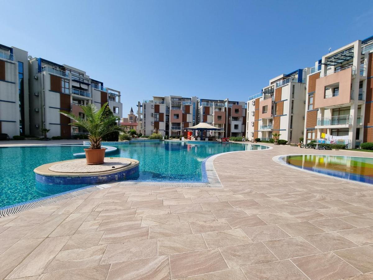 Studio Apartment With Balcony 300M From Beach Slantschew brjag Exterior foto